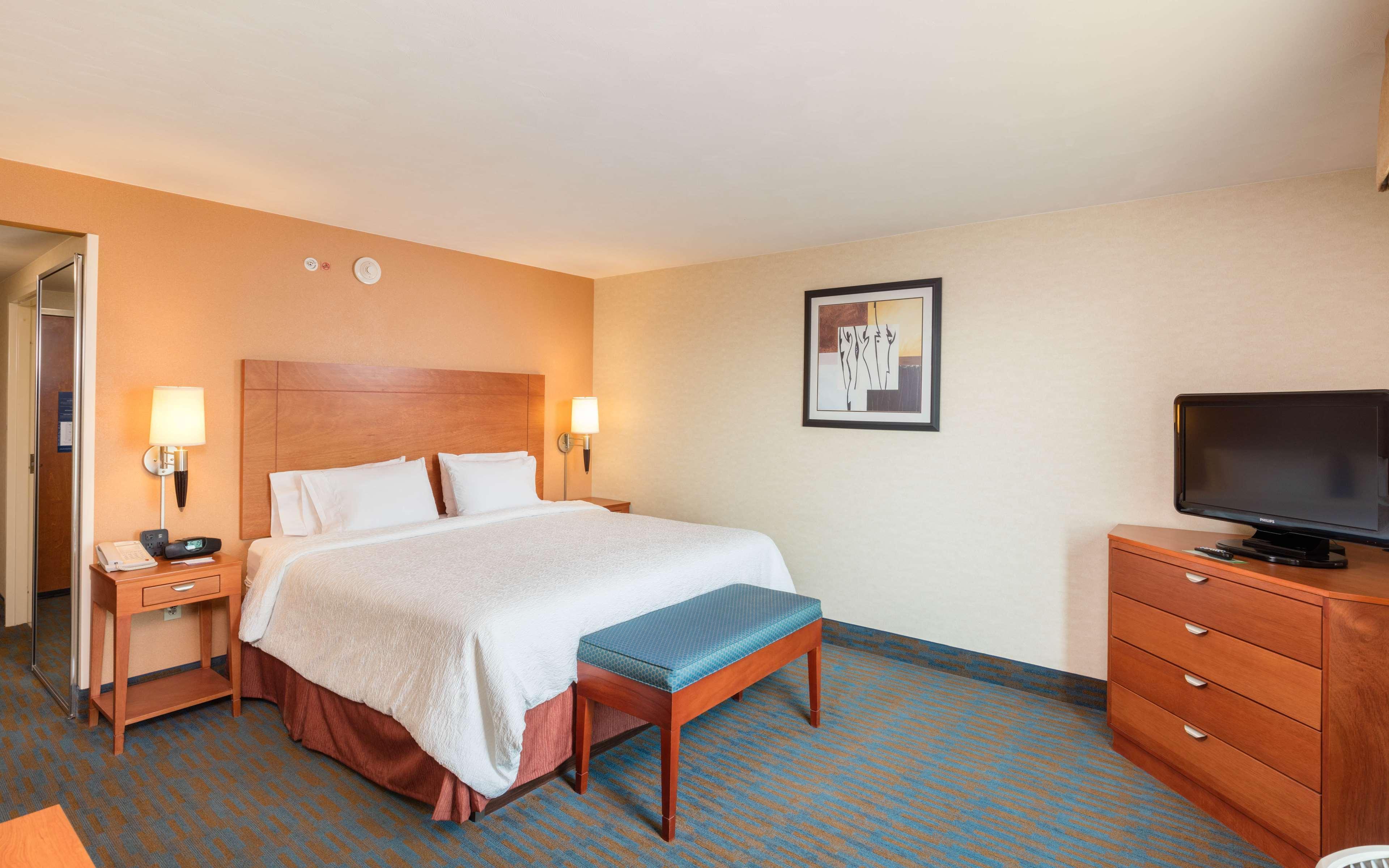 Hampton By Hilton Queretaro Tecnologico Hotel Eksteriør billede